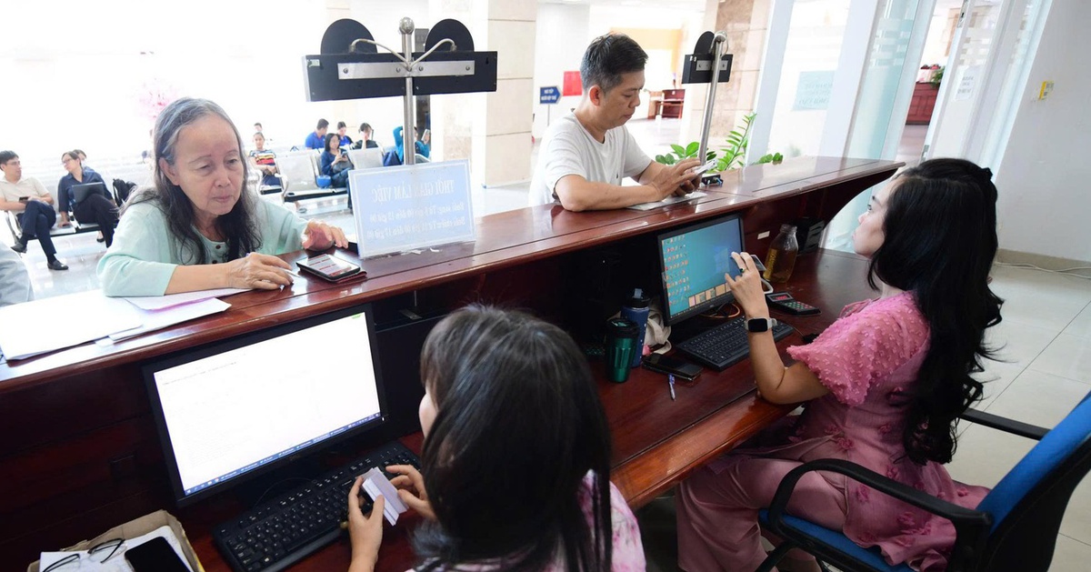 Ngành thuế cấp tập xử lý gần 1 triệu doanh nghiệp, hộ kinh doanh ‘chết chưa được chôn’ - Tuổi Trẻ Online