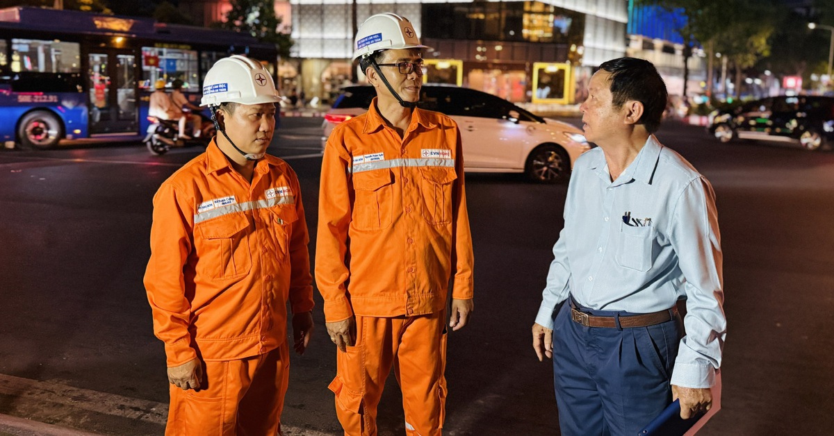 Sử dụng điện ở TP.HCM phá kỷ lục, vượt mức cao nhất 2025