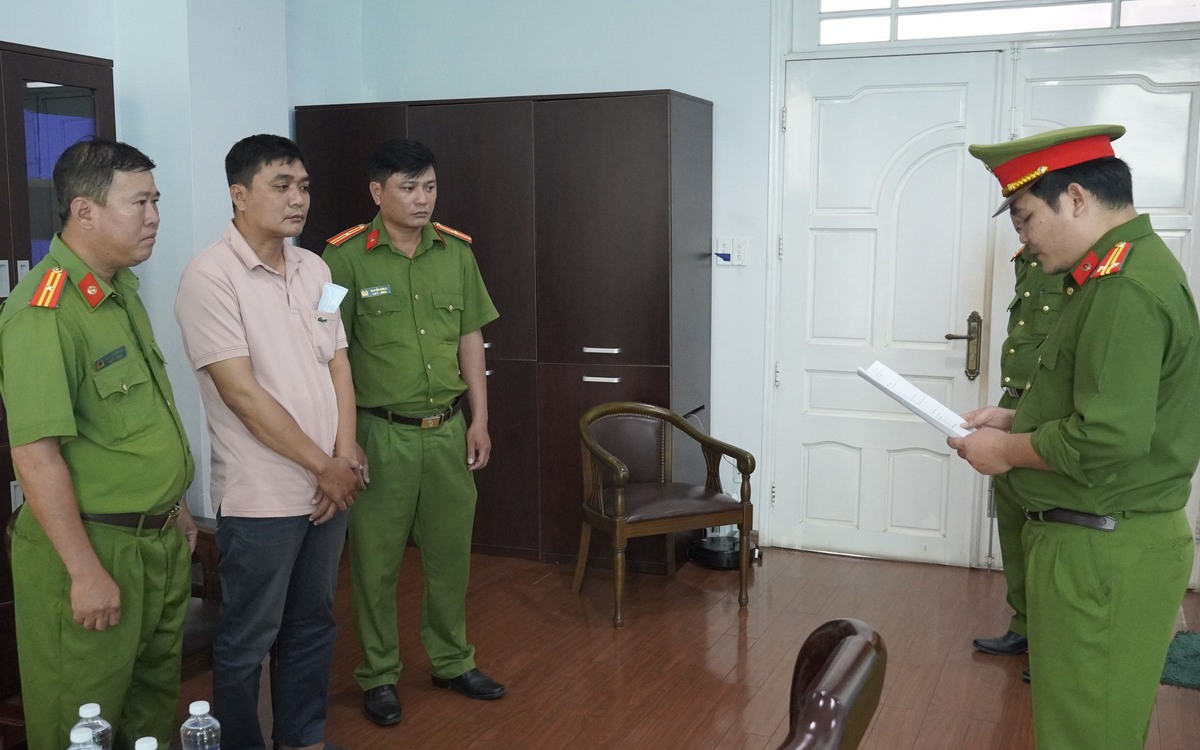 Bắt phó trưởng phòng Công ty cổ phần thương mại dầu khí Cửu Long tham ô hơn 5 tỉ đồng
