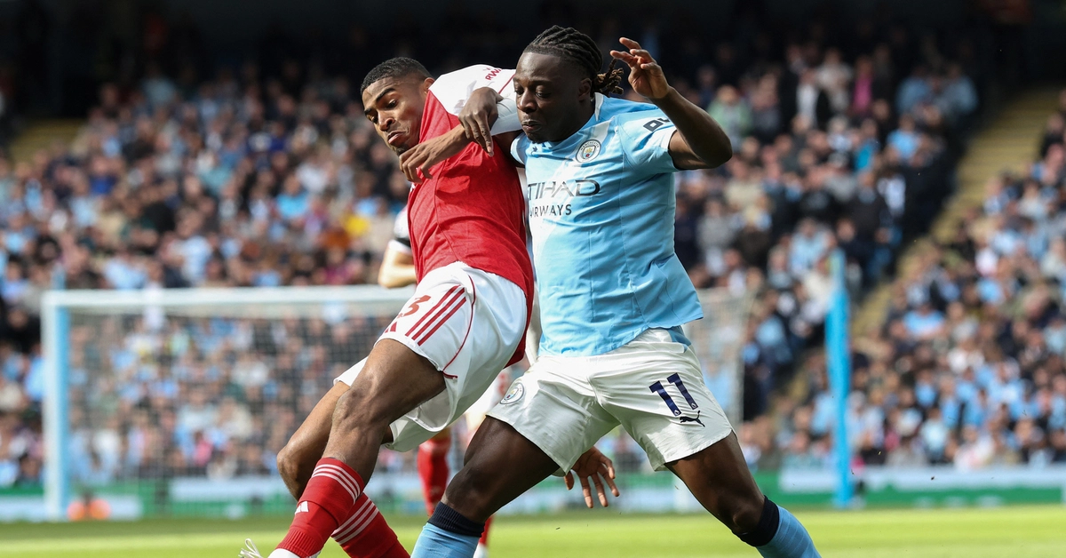 Premier League gay cấn đến phút cuối