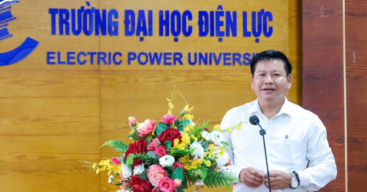 Trường đại học Điện lực tổ chức hội thảo về truyền tải điện một chiều cao áp