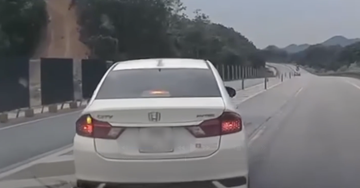Quay đầu xe trên cao tốc 2 làn, tài xế giải thích 'do có người đi cấp cứu