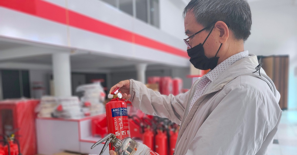 Thủ tướng yêu cầu cắt giảm thủ tục phòng cháy, môi trường
