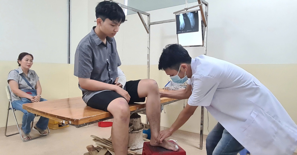 Người mẹ viết thư cảm ơn sau khi con trai thoát chết nhờ báo động đỏ liên viện