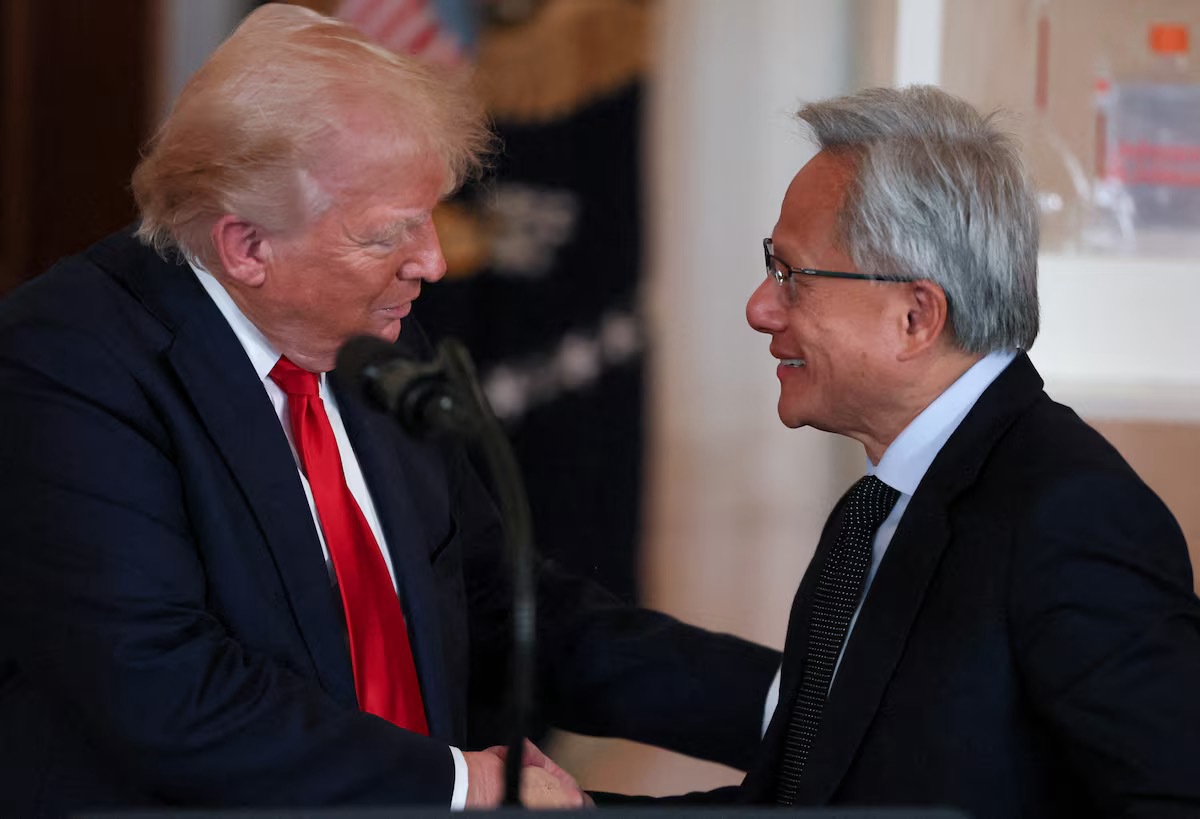 Phe Dân chủ cáo buộc ông Trump trục lợi từ cổ phiếu Nvidia