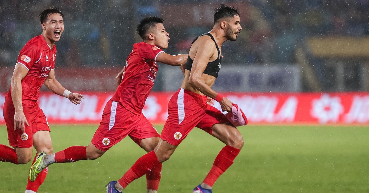 Công An Hà Nội đăng quang chức vô địch V-League 2025-2026 trước 3 vòng đấu