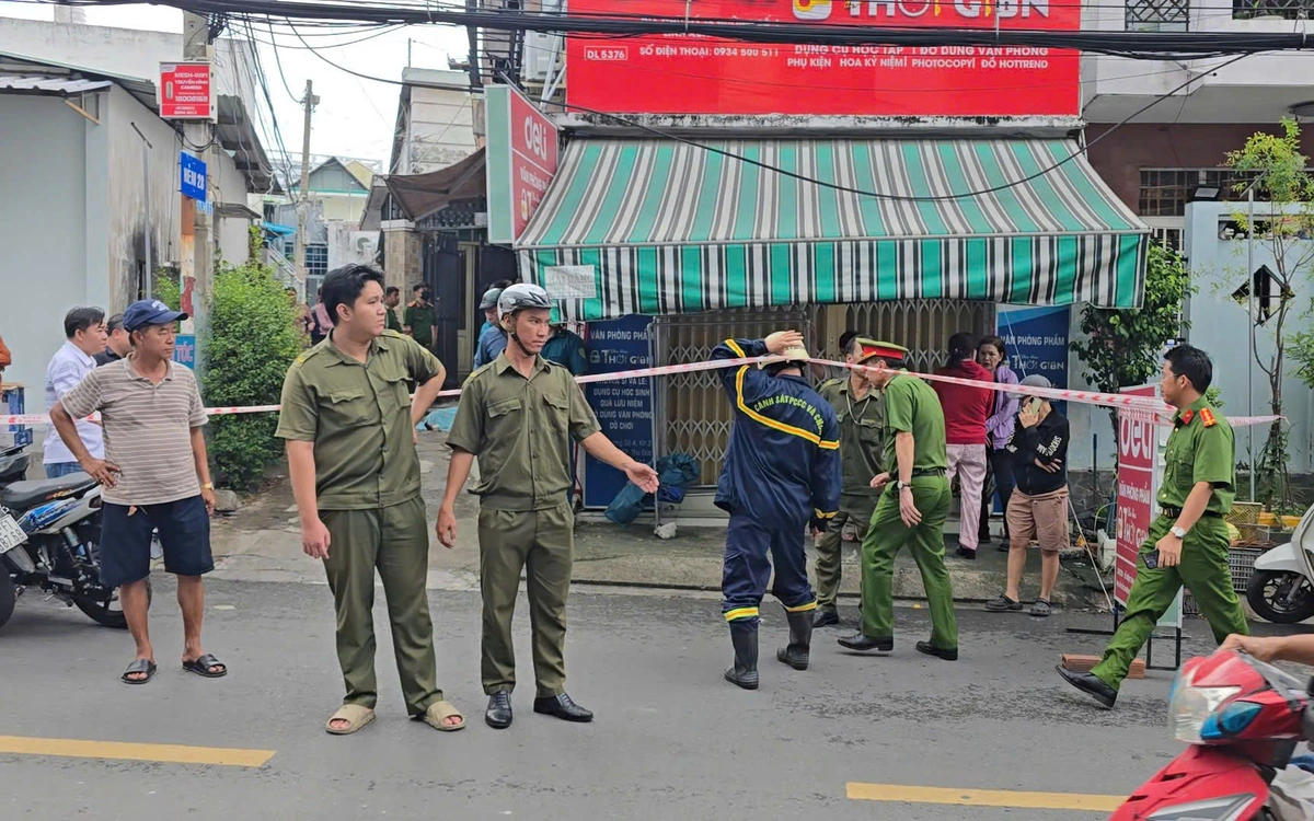 Cháy nhà trong hẻm, một nam thanh niên chết trong phòng ngủ