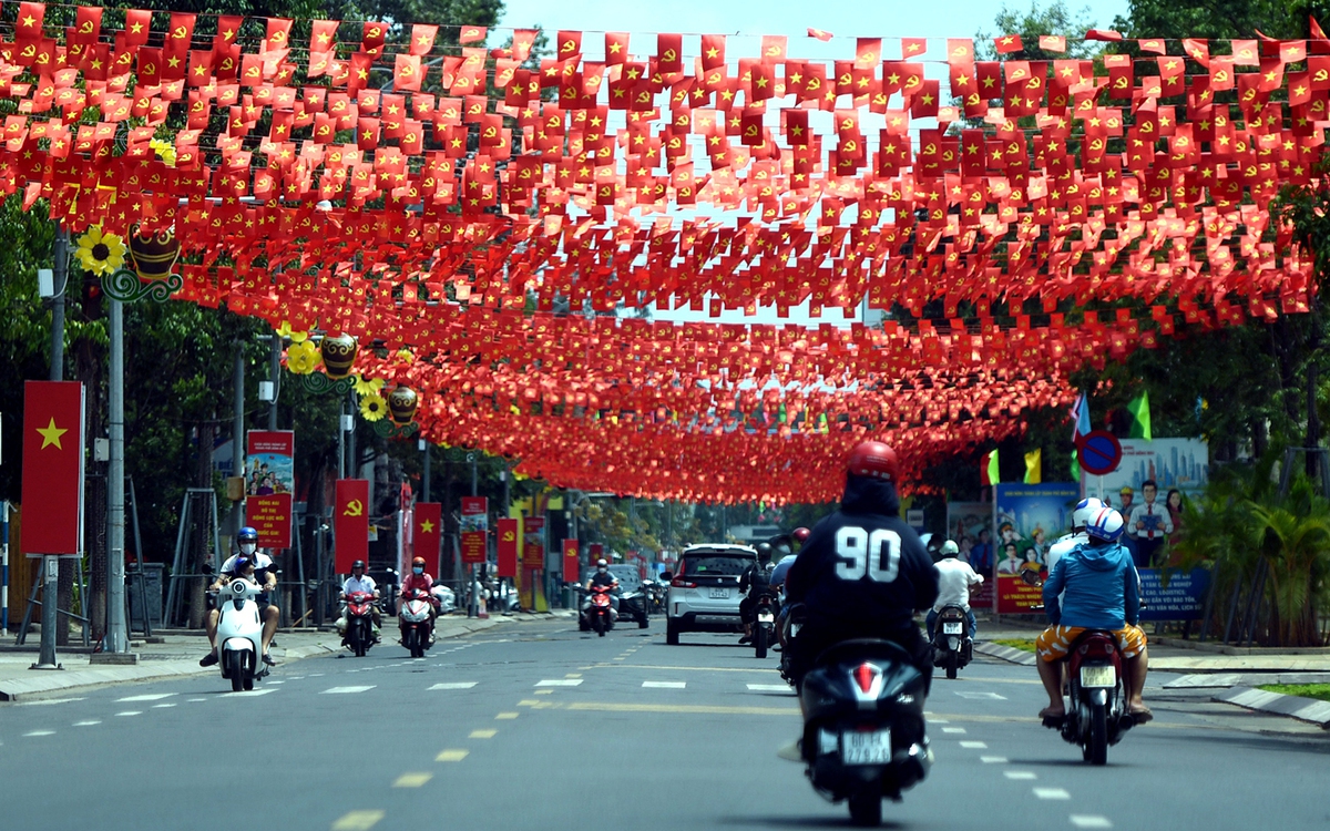 Đồng Nai làm lễ lên thành phố, học sinh ở 10 phường được nghỉ học
