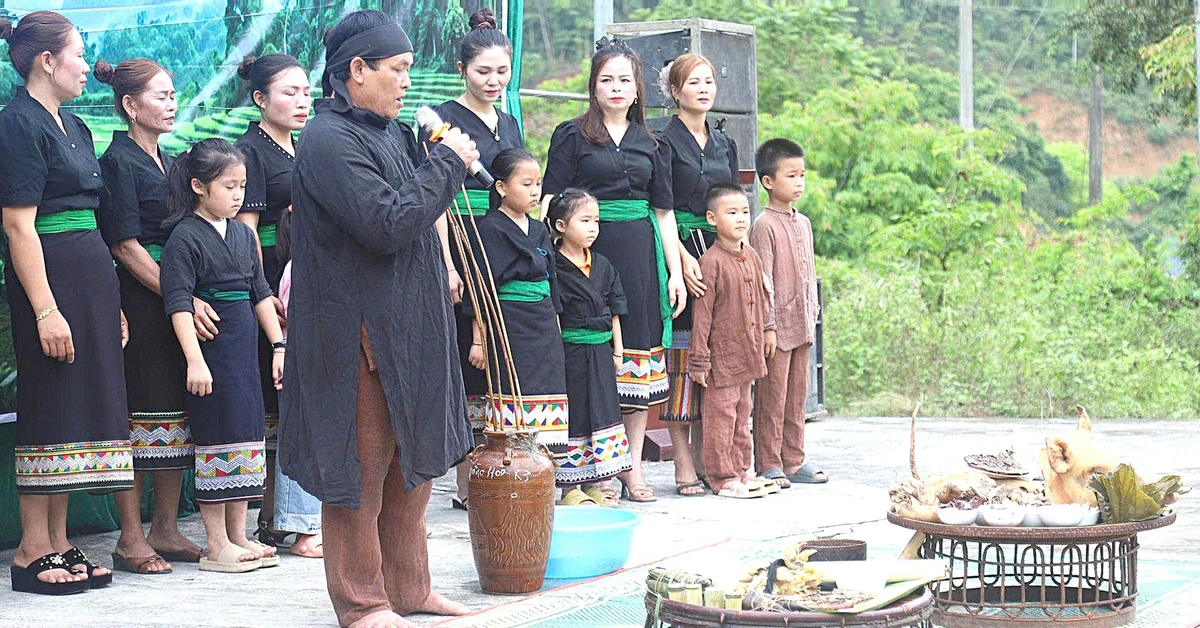 Người Ơ Đu ăn Tết đón tiếng sấm
