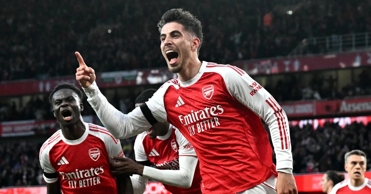 Arsenal chỉ còn cách ngôi vô địch 1 trận thắng
