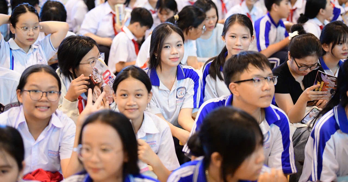 HCDC khuyến cáo đừng để áp lực làm trẻ kiệt sức trong mùa thi
