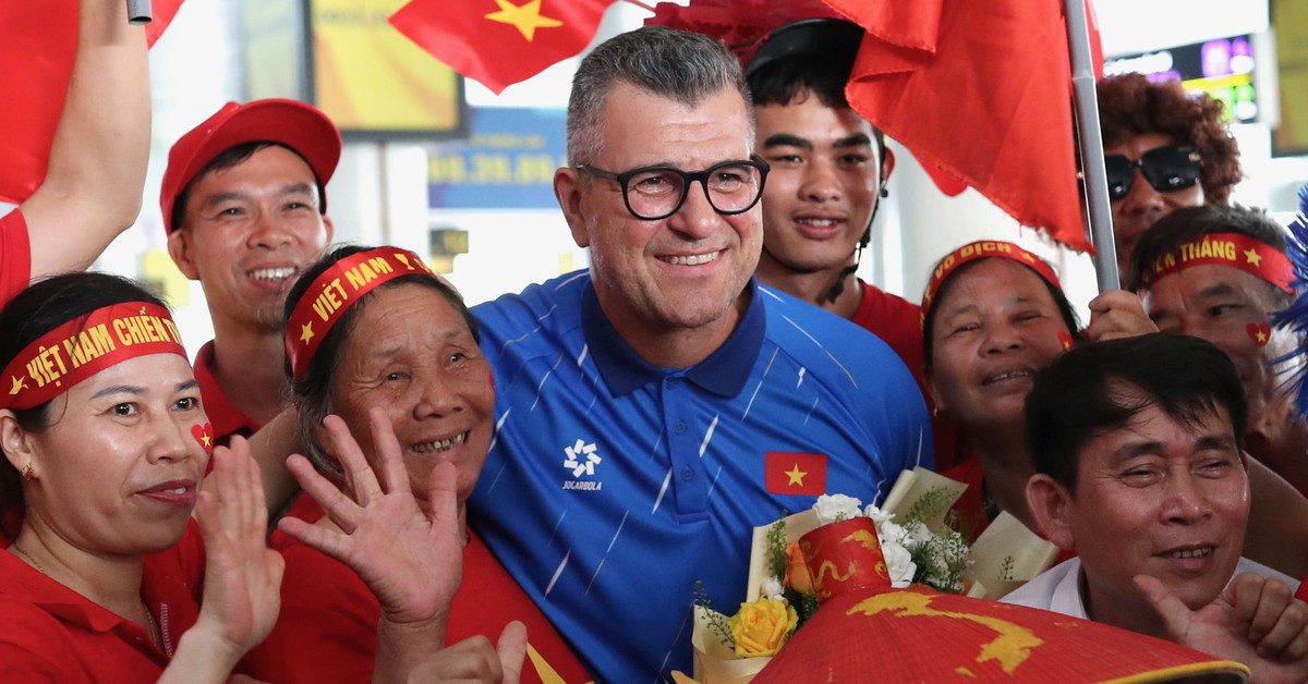HLV Cristiano Roland không chắc được dự World Cup cùng U17 Việt Nam
