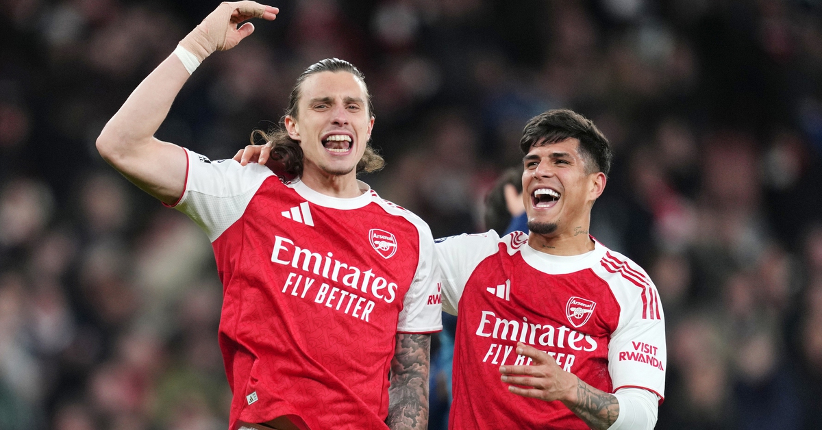 Arsenal và chức vô địch của nhiều cung bậc cảm xúc
