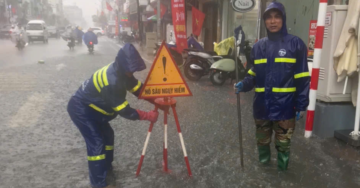 Thời tiết hôm nay 20-5: Bắc Bộ hứng đợt mưa 300mm, Nam Bộ mưa dông