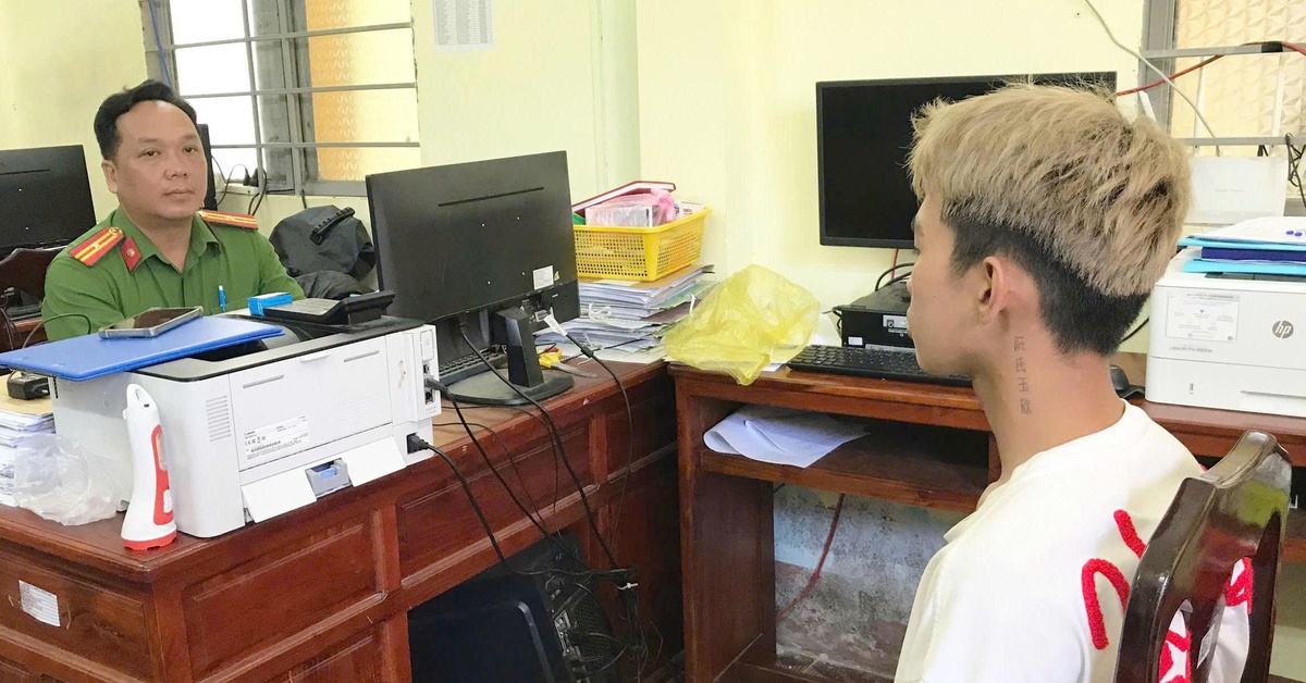 Bắt thiếu niên 16 tuổi vào nhà đánh gục cụ bà, cướp tài sản