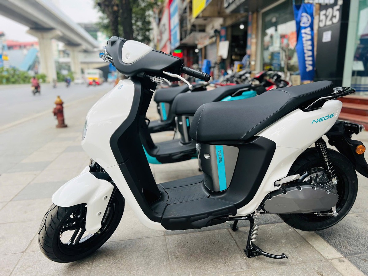 Xe máy điện giảm giá mạnh, có mẫu giảm tới 20 triệu đồng