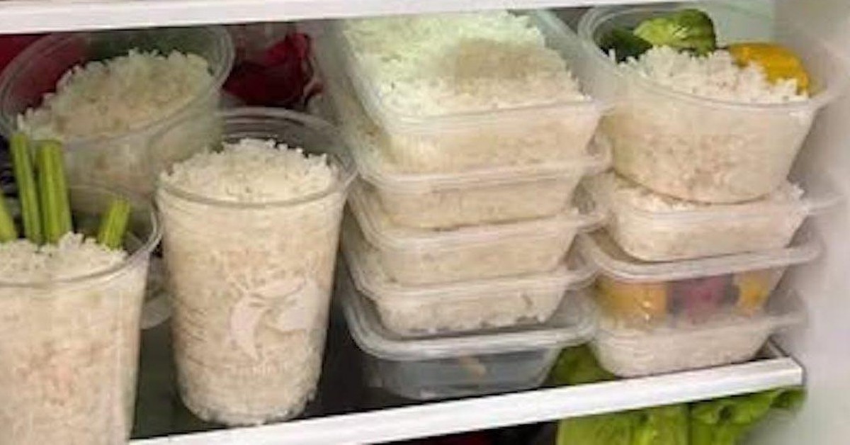 Trào lưu nấu cơm một lần ăn cả tuần dễ có vi khuẩn gây ngộ độc