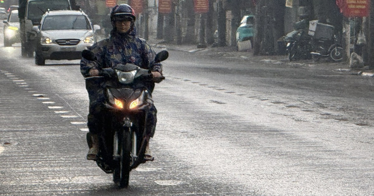 Mưa lớn tại Đồng Nai, cảnh báo dông dốc