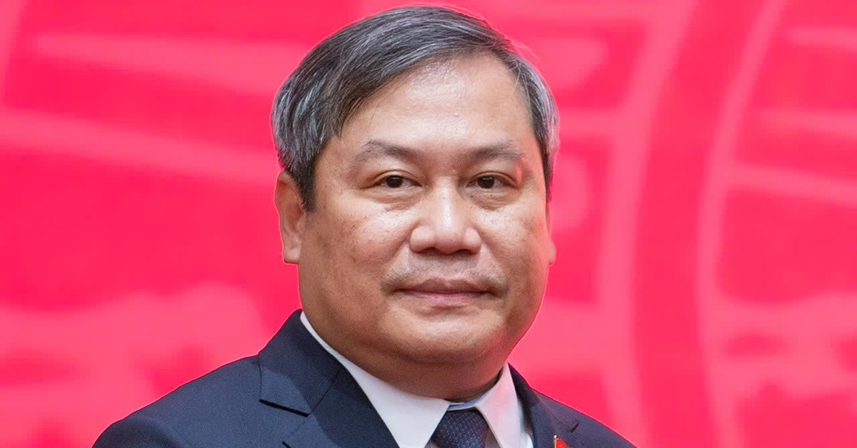Lấy ý kiến về đề nghị tặng Huân chương Lao động hạng nhì cho Chủ tịch Hà Nội Vũ Đại Thắng