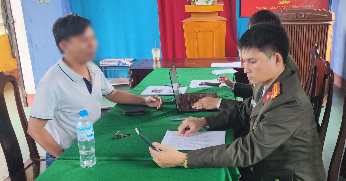 Like, share... các trang phản động của Lê Trung Khoa, 45 người ở Huế bị công an mời làm việc