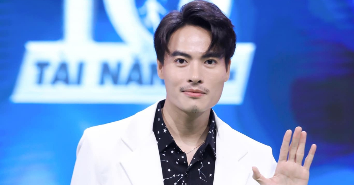 Võ Tấn Phát làm giám khảo Siêu tài năng nhí cùng Hari Won