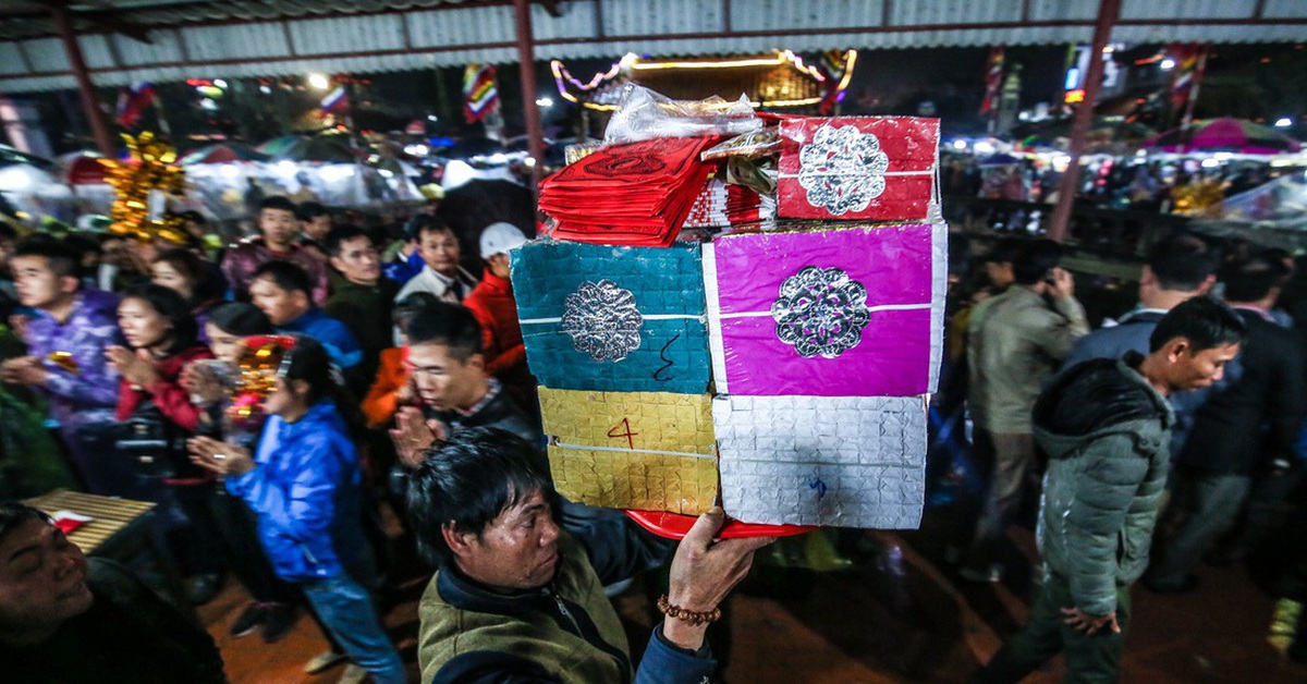 Bán vàng mã, một doanh nghiệp thu gần 1 tỉ đồng mỗi ngày