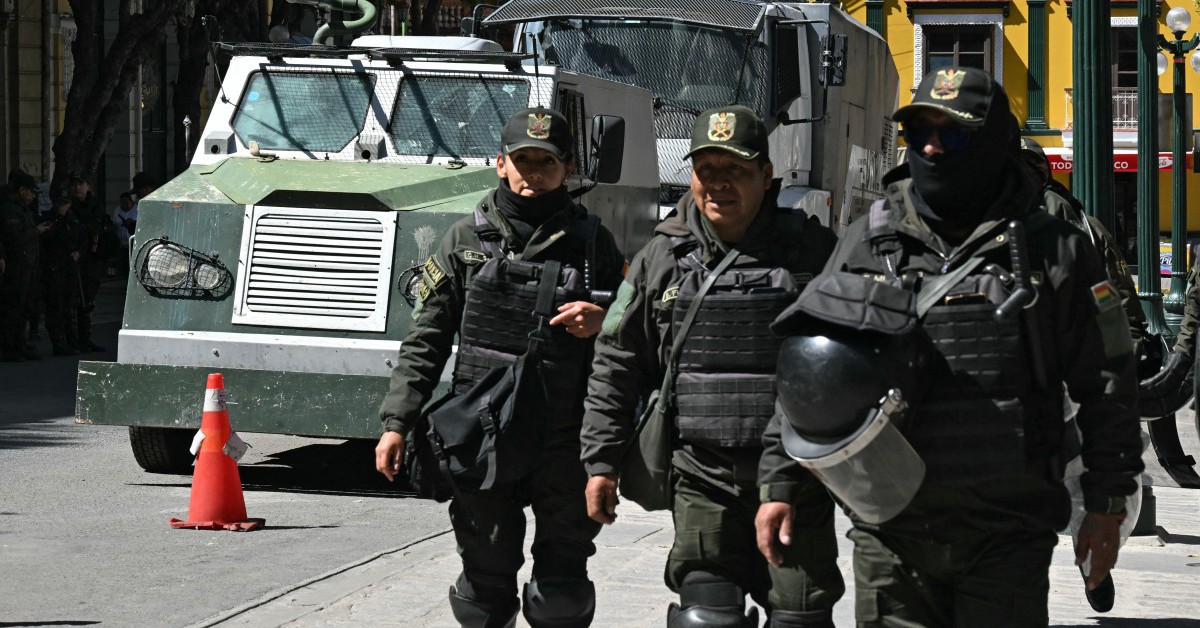 Bolivia và Colombia trục xuất đại sứ của nhau