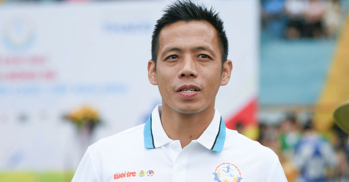 Cầu thủ Văn Quyết khuấy động Giải bóng đá công nhân, viên chức Việt Nam 2026