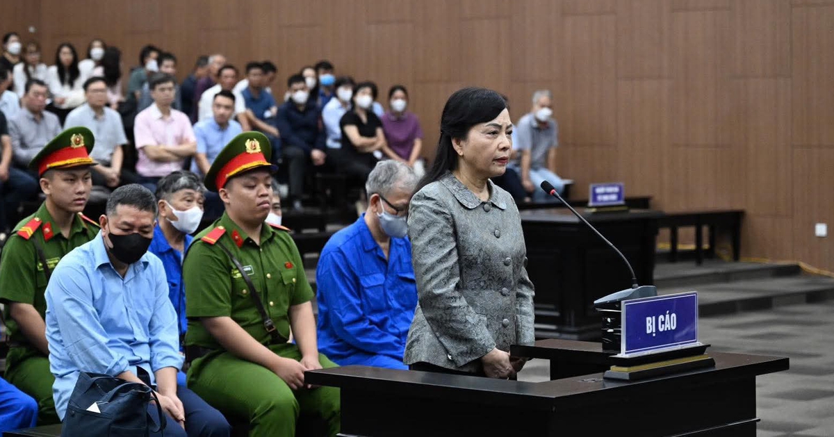 Luật sư nói bà Nguyễn Thị Kim Tiến mắc nhiều bệnh hiểm nghèo, đề nghị hưởng án treo