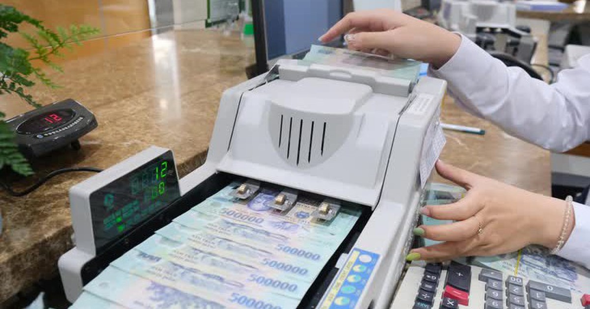 Tin tức sáng 22-5: Lãi suất qua đêm xuống còn 6%/năm
