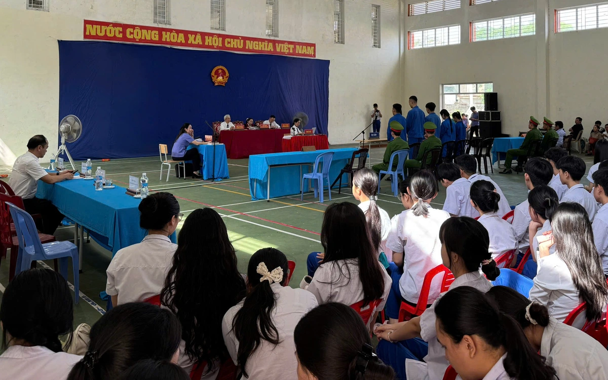 Xin các cha mẹ đừng nghĩ con mình ngoan, học giỏi, không bao giờ dính vào ma túy