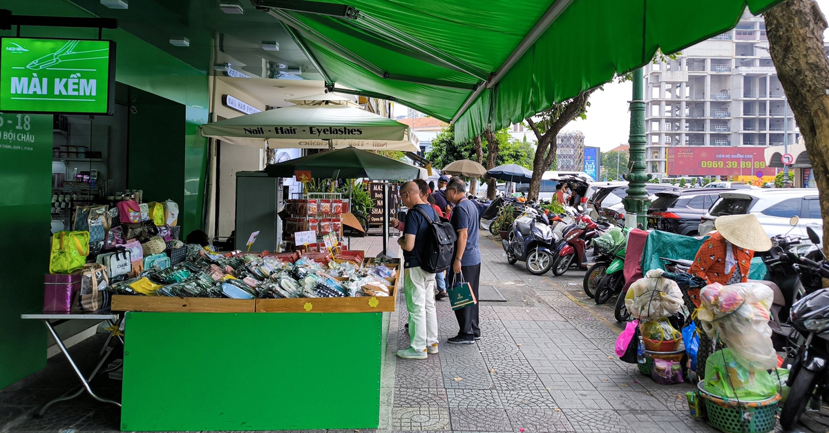 TP.HCM chưa có cơ chế thuê vỉa hè kinh doanh, tiếp tục kiến nghị