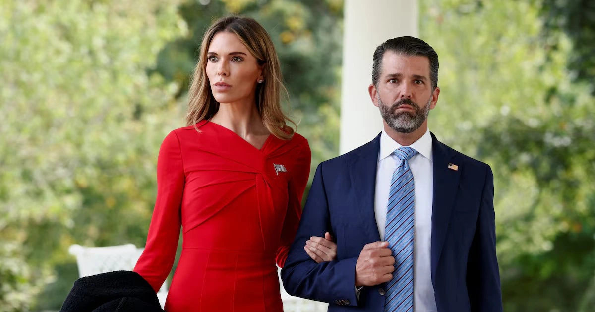 Ông Trump nói có thể không dự đám cưới của con trai để lo chiến sự Iran