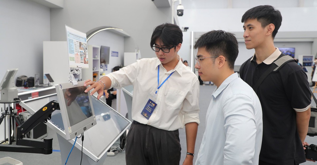 Tin vui cho sinh viên học khoa học cơ bản, công nghệ chiến lược