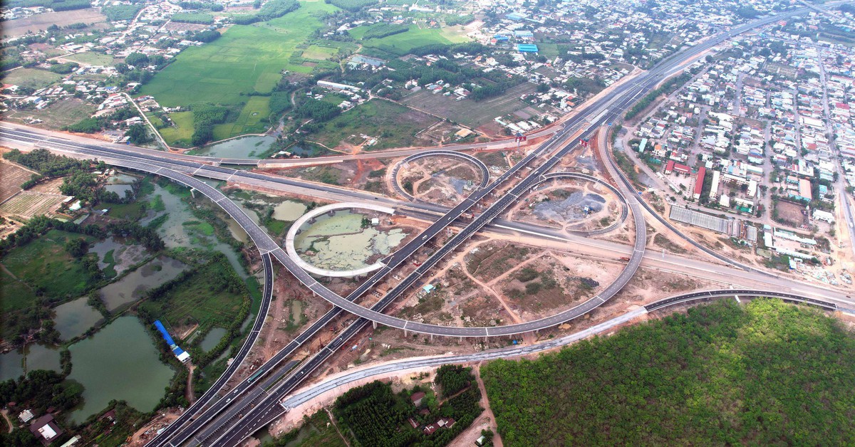 Đề nghị VEC tính phí, tổ chức nút giao cho xe đi qua cao tốc Biên Hòa - Vũng Tàu