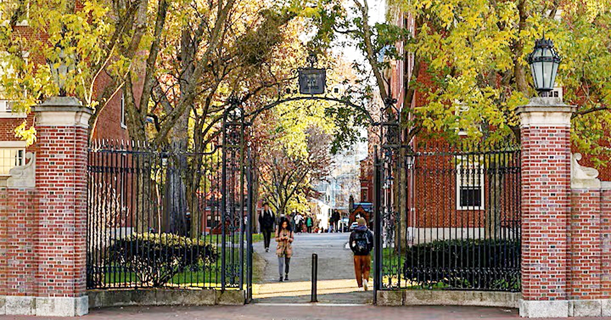 Đại học Harvard siết điểm A để chống 'lạm phát điểm'