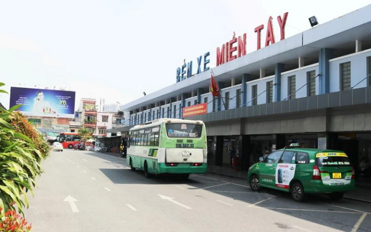 Thu nhập của người lao động Bến xe Miền Tây hơn 30 triệu đồng/tháng