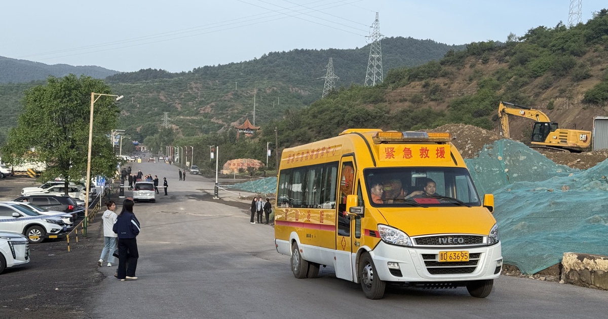 Chủ tịch Trung Quốc Tập Cận Bình yêu cầu điều tra vụ nổ mỏ than 8 người chết, 38 người mắc kẹt