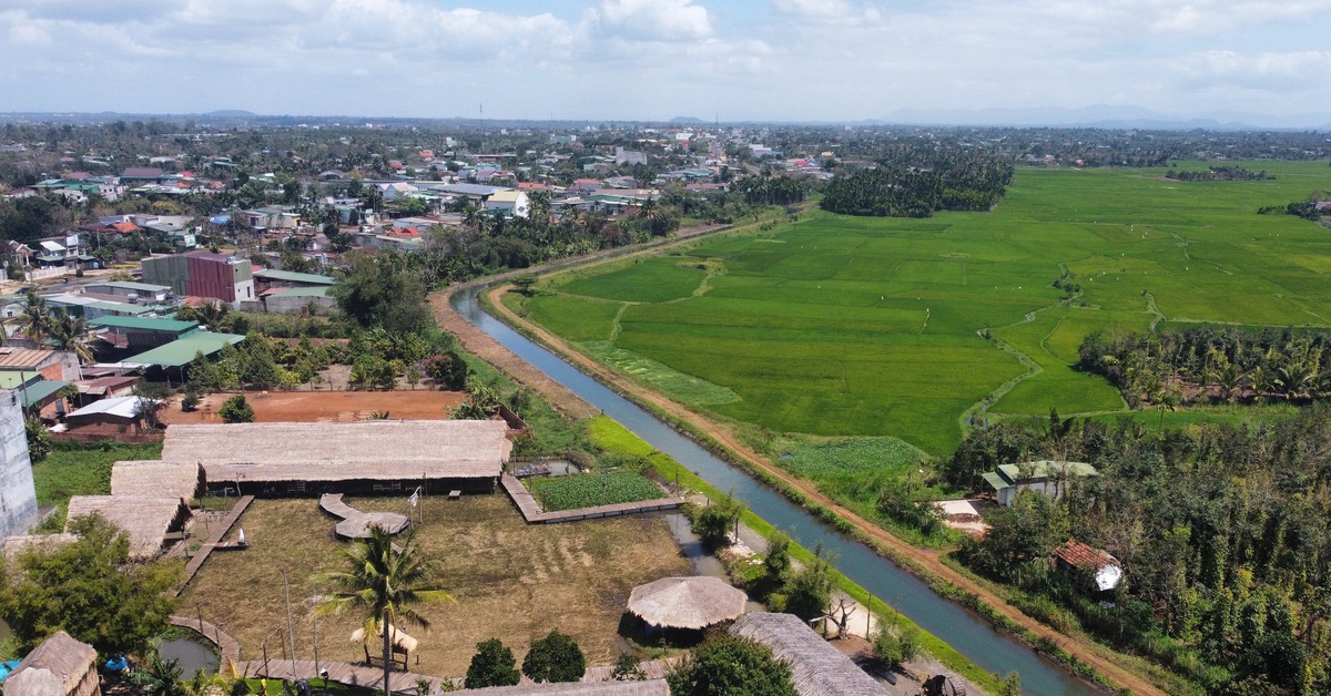 'Quản trị nguồn nước' để giảm nguy cơ hạn hán, lũ lụt