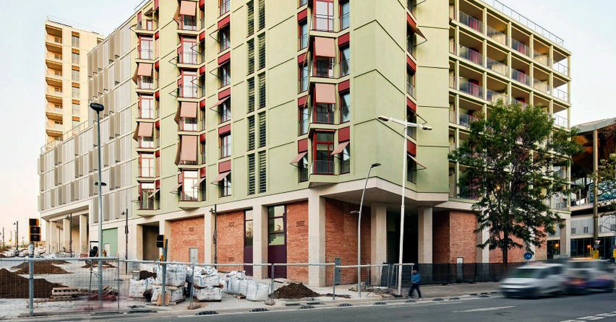 Giới trẻ Tây Ban Nha chật vật kiếm tiền thuê nhà