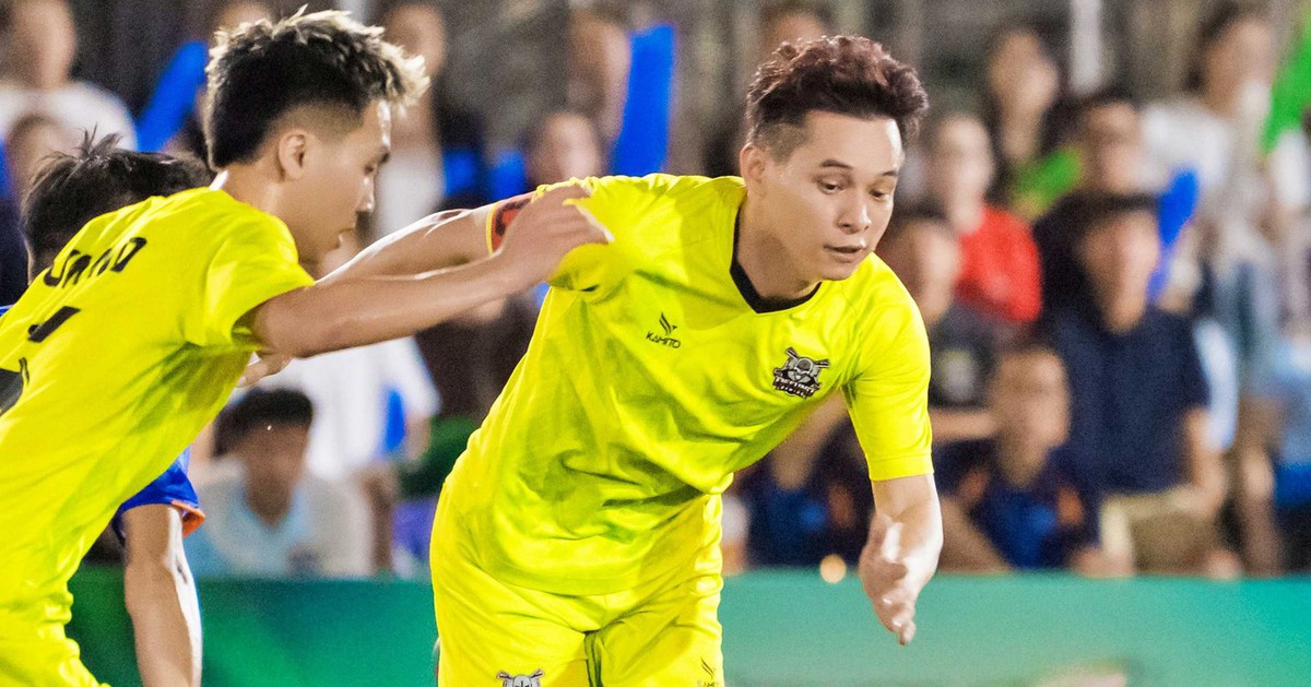 Giải tứ hùng 'làm nóng' trước ngày đón huyền thoại La Liga