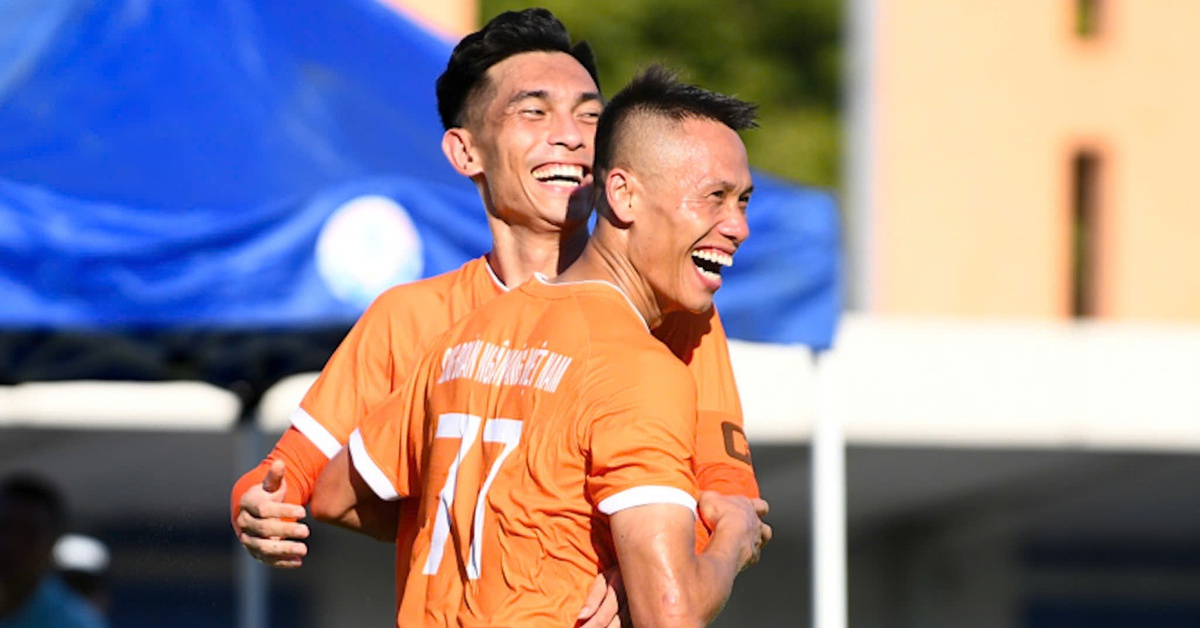 Công đoàn Ngân Hàng Việt Nam - Công đoàn Quảng Ninh (hiệp 2) 1-0: Ai sẽ lên ngôi