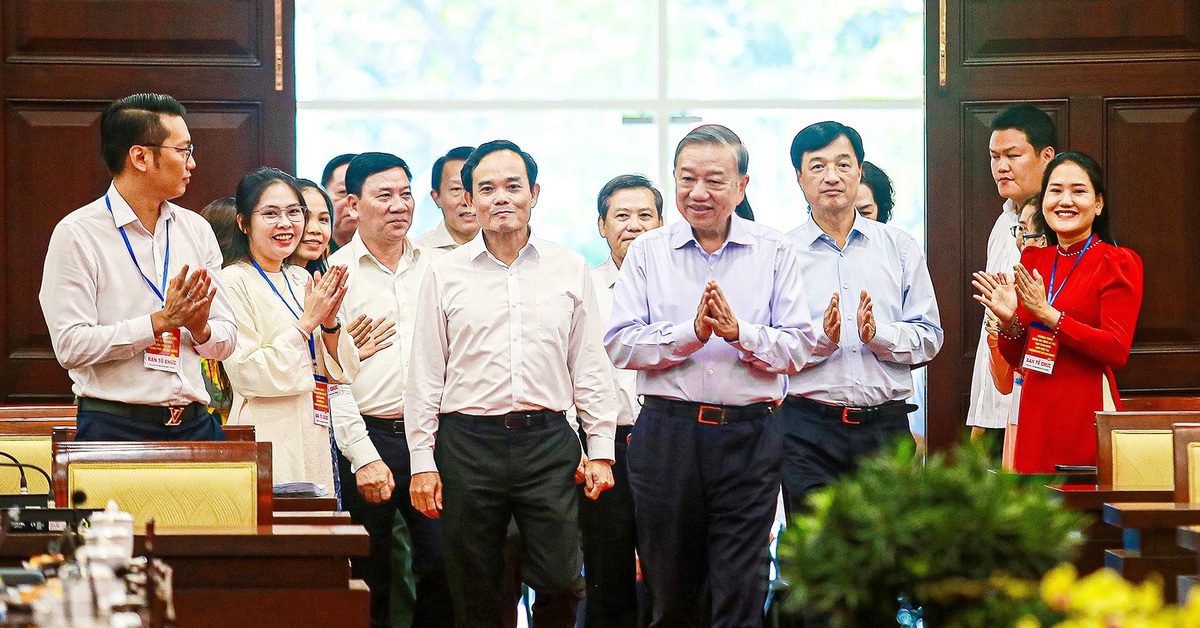 Tổng Bí thư, Chủ tịch nước Tô Lâm ký nghị quyết mới của Bộ Chính trị về xây dựng, phát triển TP.HCM