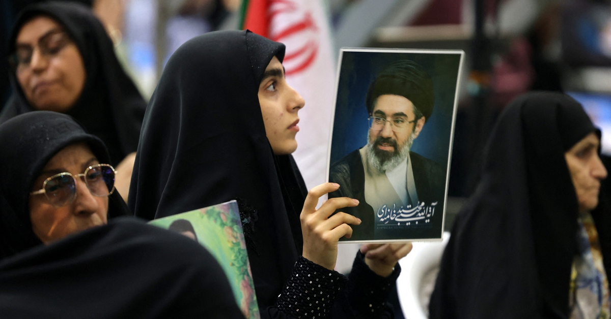 Tình báo Mỹ thông tin về nơi ẩn náu của Lãnh tụ tối cao Iran