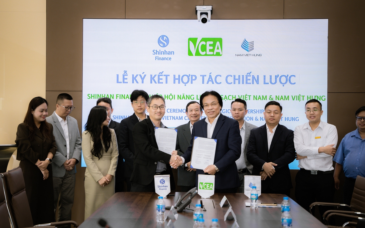 Nam Việt Hưng Group - kiến tạo dòng điện sạch trên từng mái nhà