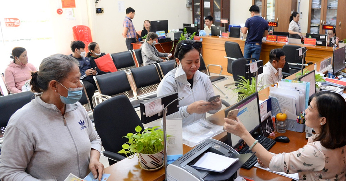 Cắt giảm thủ tục, khơi thông nguồn lực phát triển