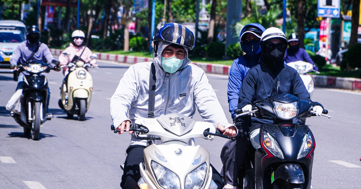 Nắng nóng khốc liệt kéo dài, Bộ Nông nghiệp và Môi trường cảnh báo nguy cơ cháy rừng
