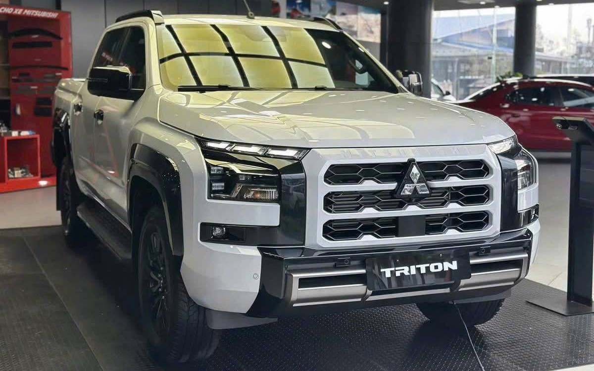 Tin tức giá xe: Mitsubishi Triton giảm giá tới 150 triệu đồng