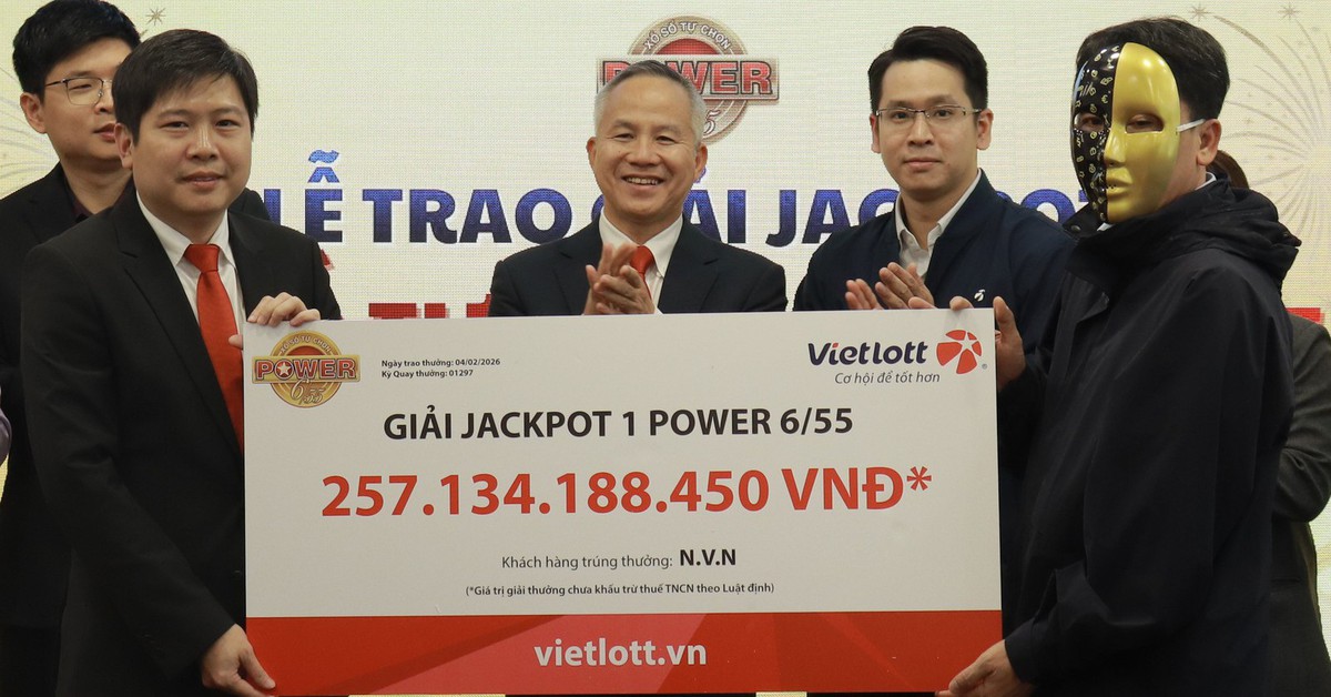 Tối nay, Vietlott xác định một khách hàng trúng giải độc đắc hơn 83 tỉ đồng