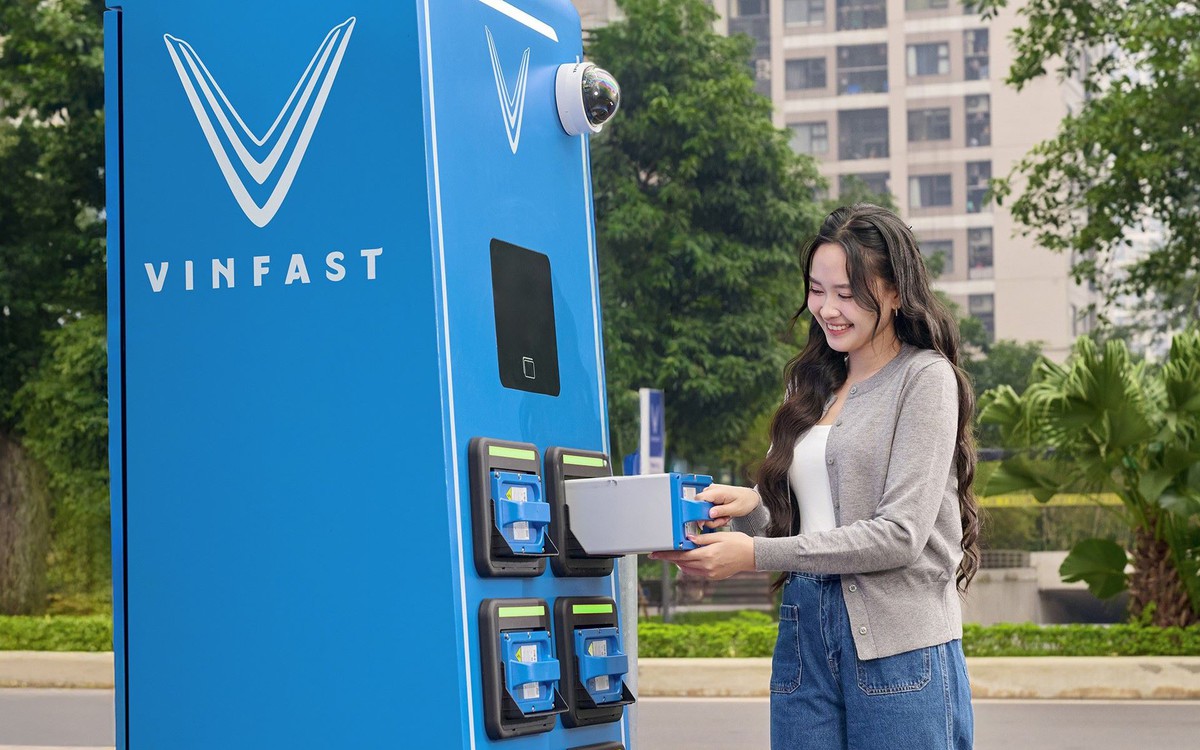 V-Green, VNPT hợp tác mở rộng trạm sạc và tủ đổi pin xe điện